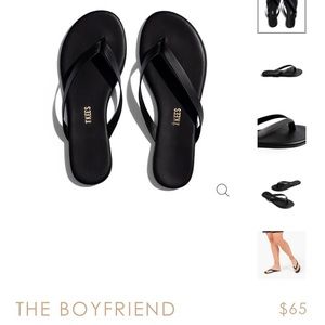 Tkees Flip flops size 8 in black